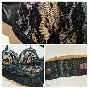 Beautiful Lingerie Set! 34C bra, size 6 panties